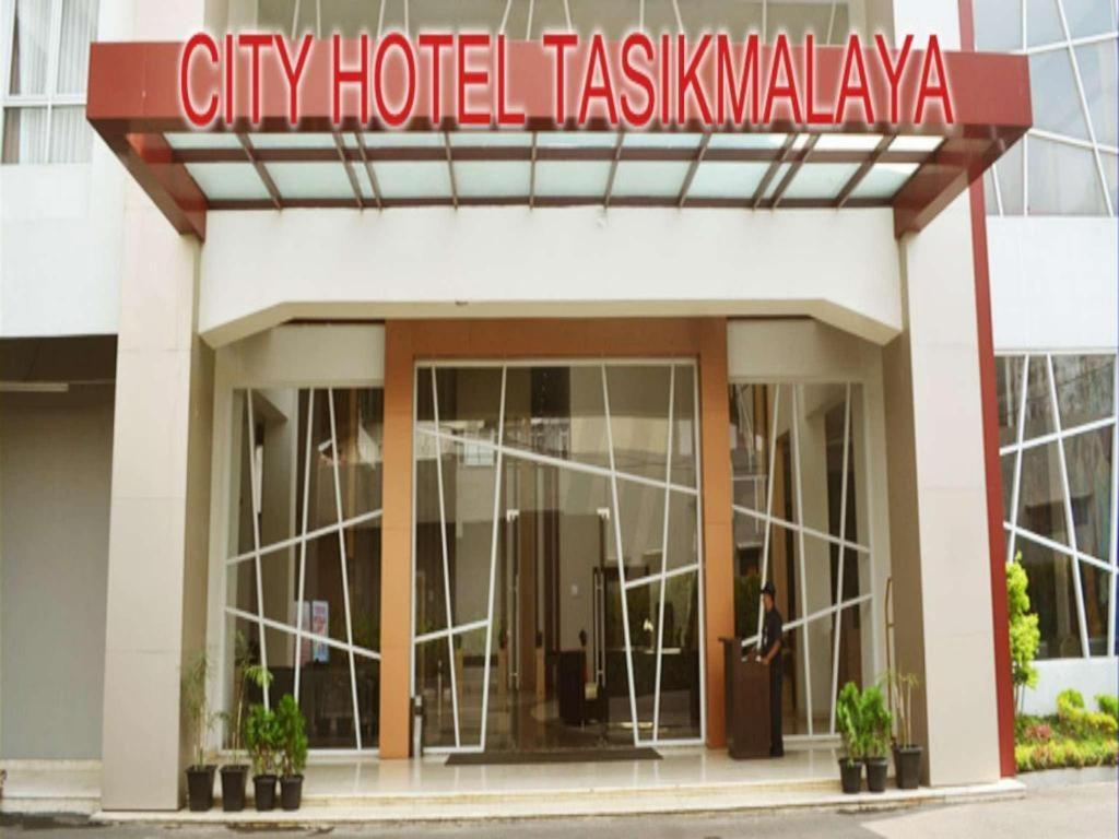 City Hotel Tasikmalaya Exterior photo